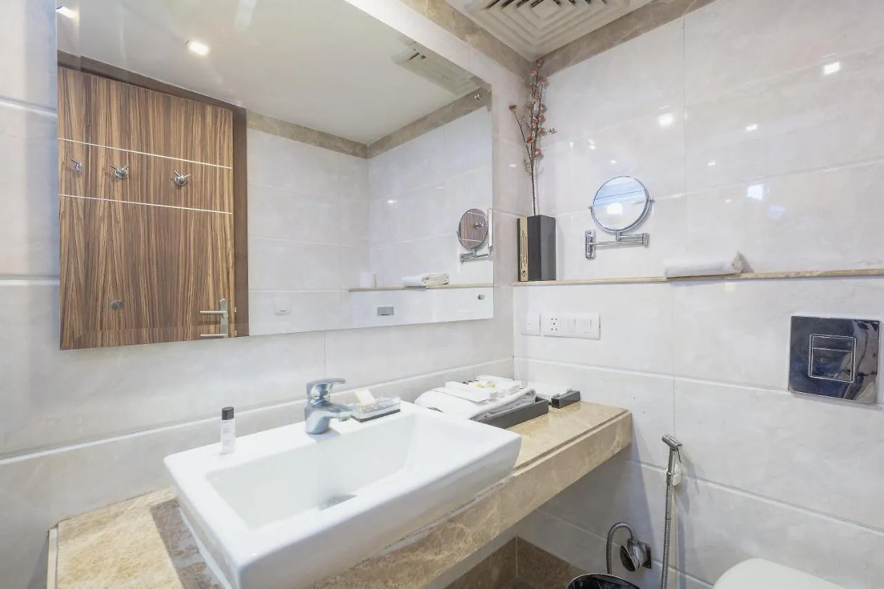 Rosewood Apartment Hotel, Gurgaon Hotel