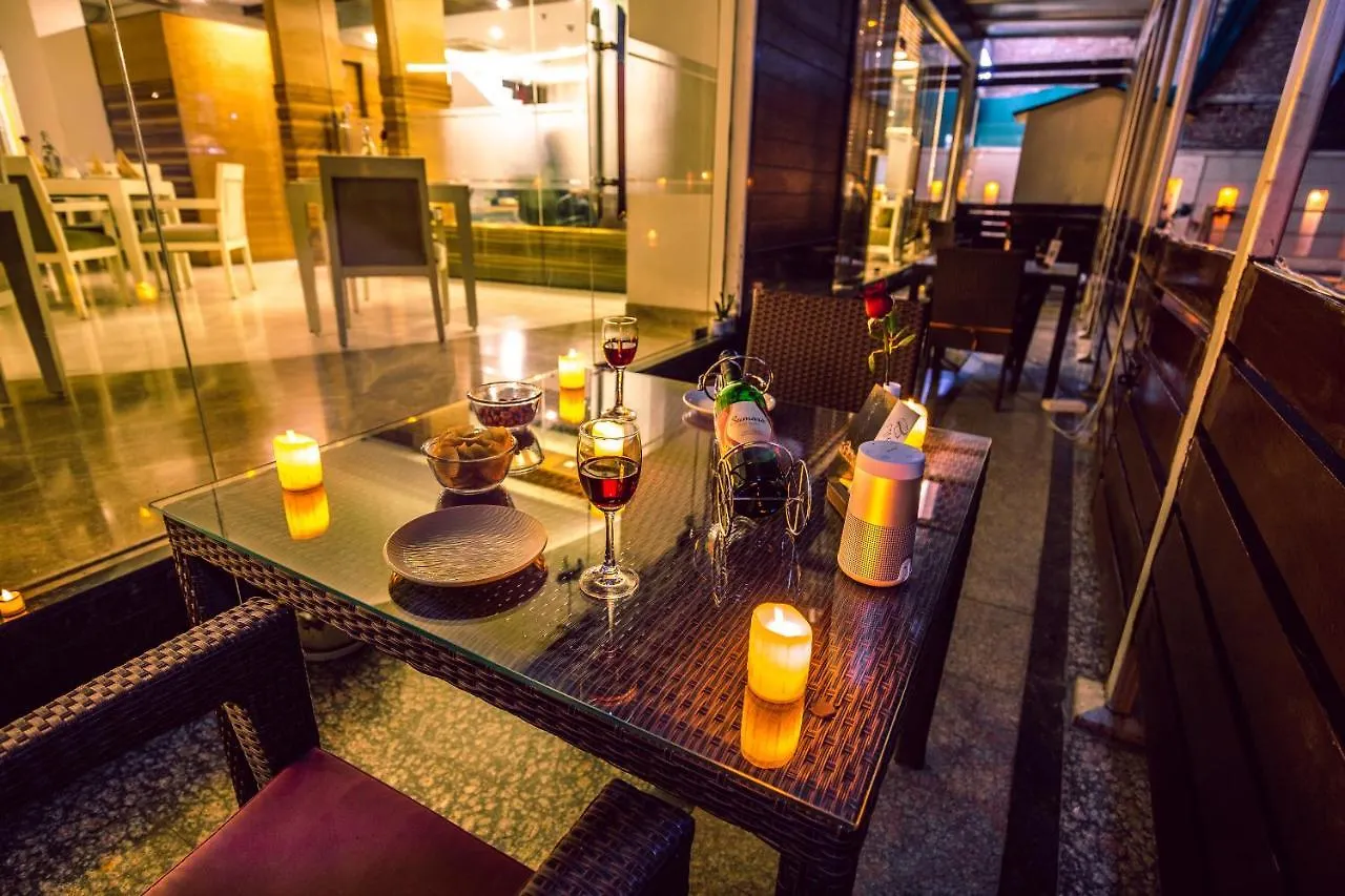 Rosewood Apartment Hotel, Gurgaon Hotel